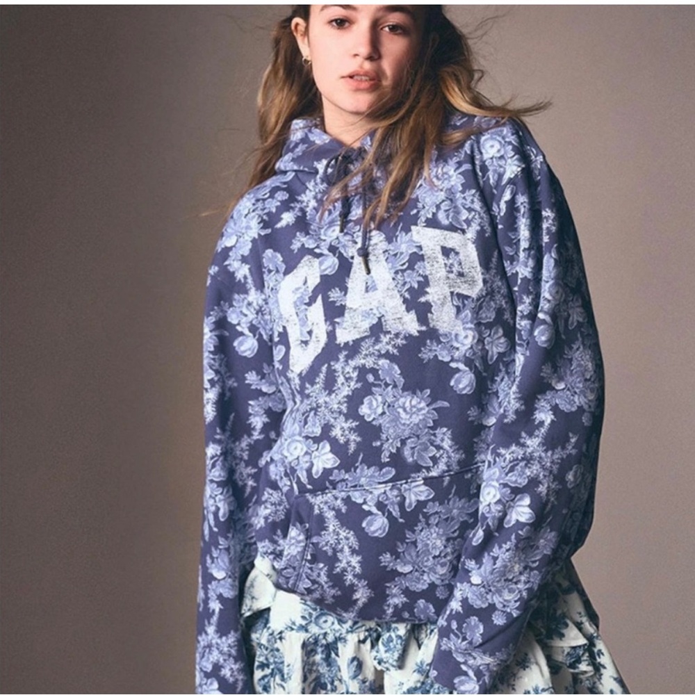Love Shack Fancy Gap Floral Hoodie Pullover Sweatshirt Logo Sz M